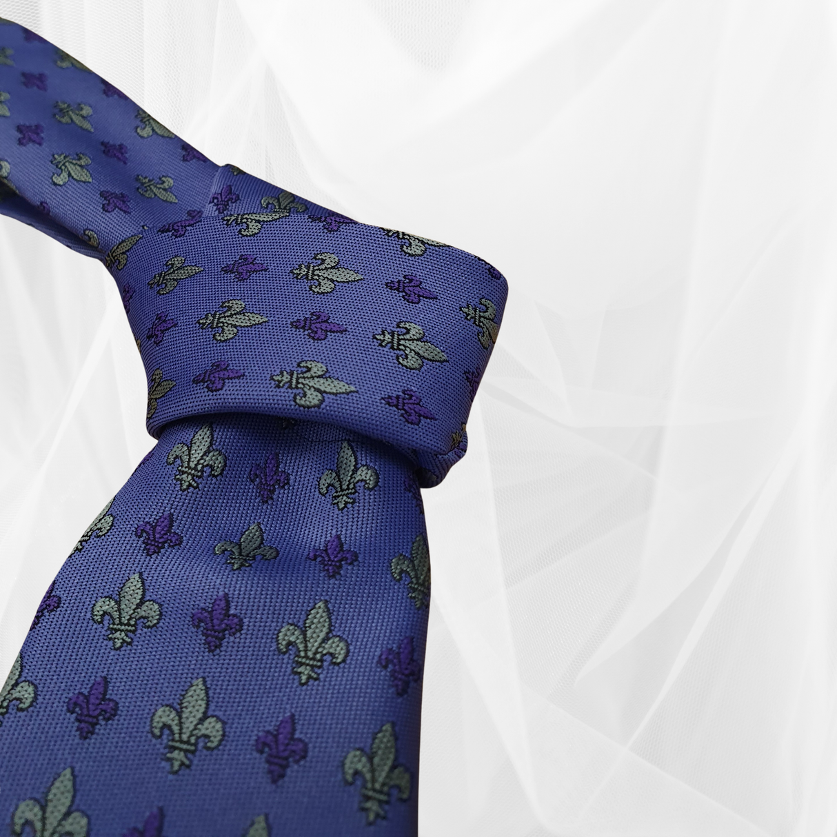 Fleur De Lys Ties Purple/ Silver Emblem - Mens Fashion Tie 56"